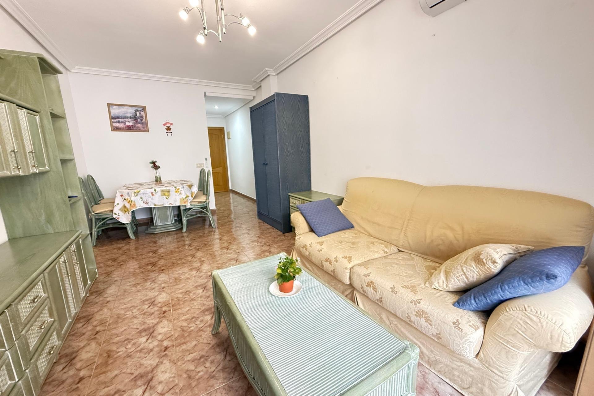 Reventa - Apartamento / Dúplex - Torrevieja - Estacion de autobuses