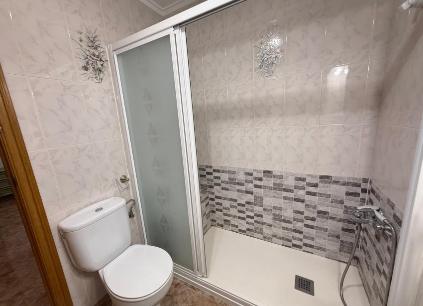 Reventa - Apartamento / Dúplex - Torrevieja - Estacion de autobuses