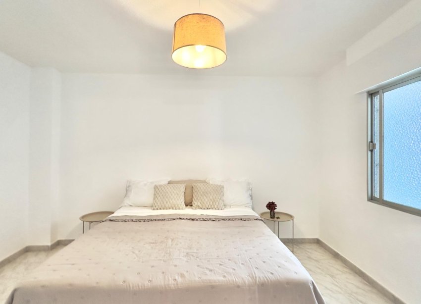 Reventa - Apartamento / Dúplex - Torrevieja - Estacion de autobuses