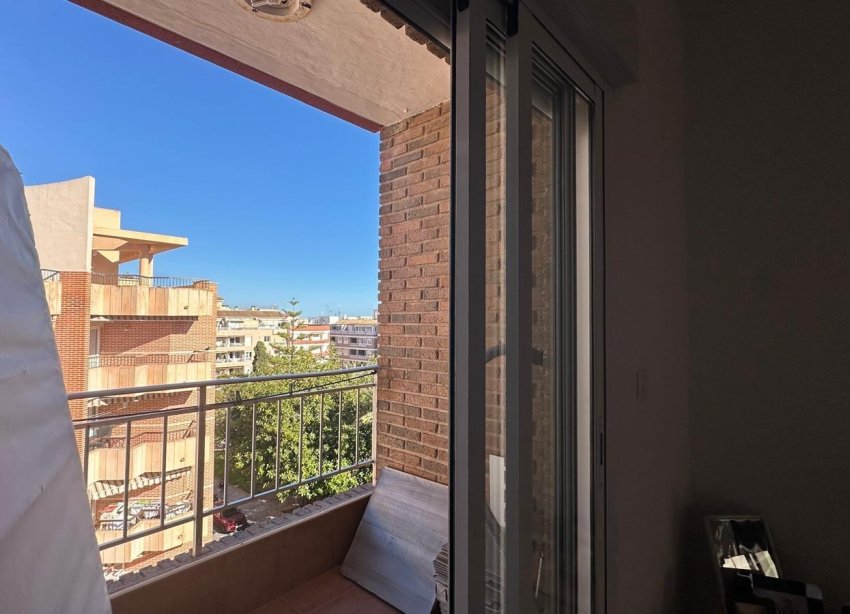 Reventa - Apartamento / Dúplex - Torrevieja - Estacion de autobuses