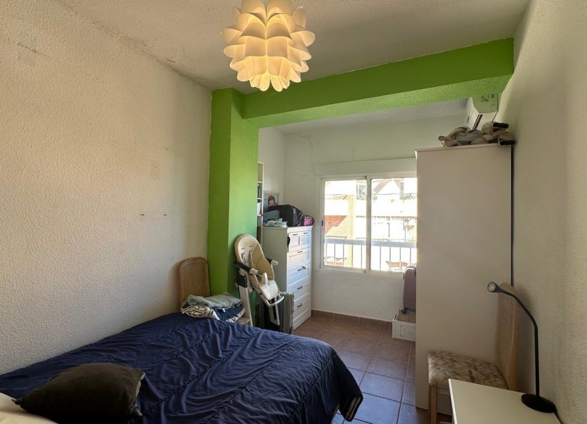 Reventa - Apartamento / Dúplex - Torrevieja - Estacion de autobuses