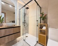 Reventa - Apartamento / Dúplex - Torrevieja - Estacion de autobuses