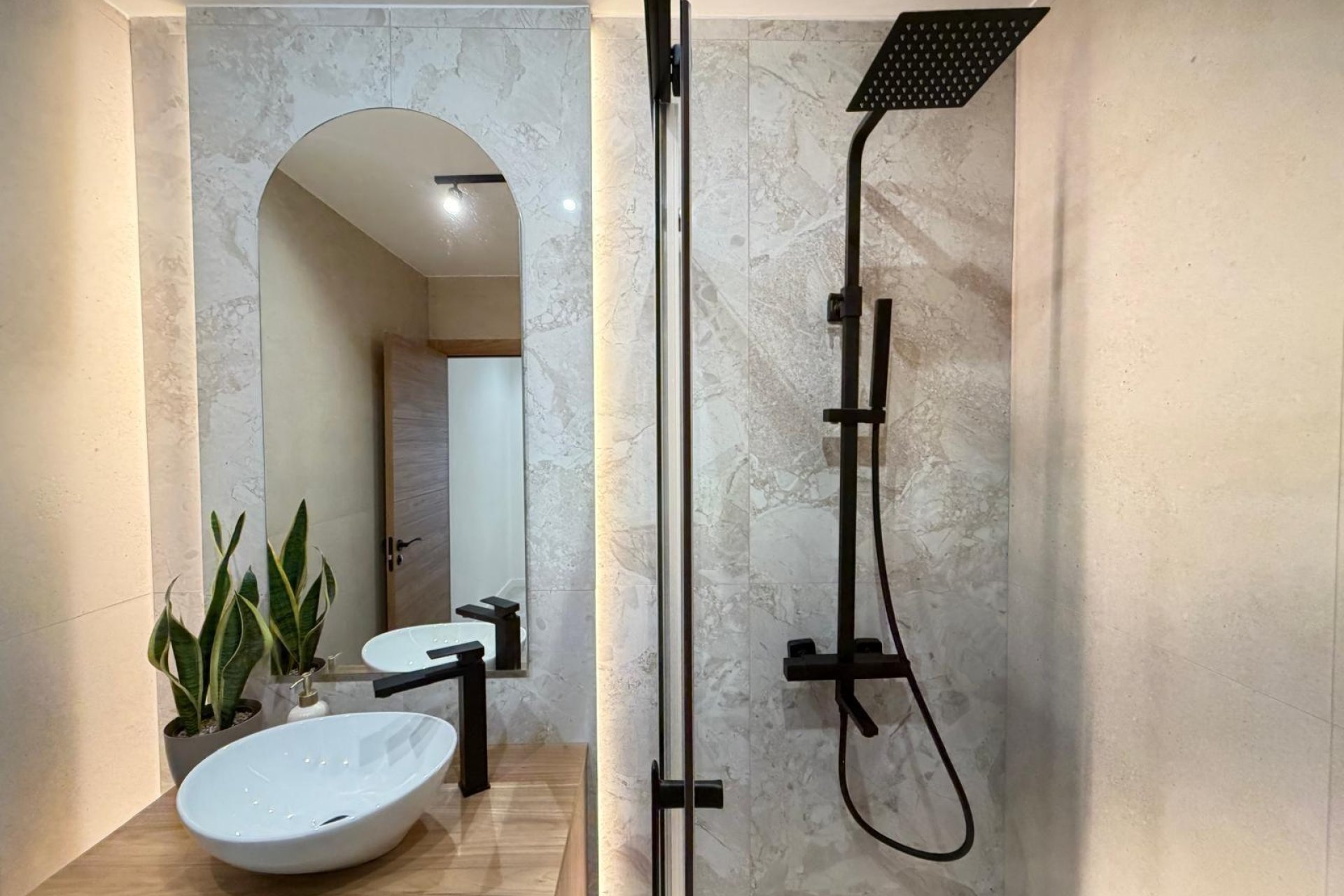Reventa - Apartamento / Dúplex - Torrevieja - Estacion de autobuses