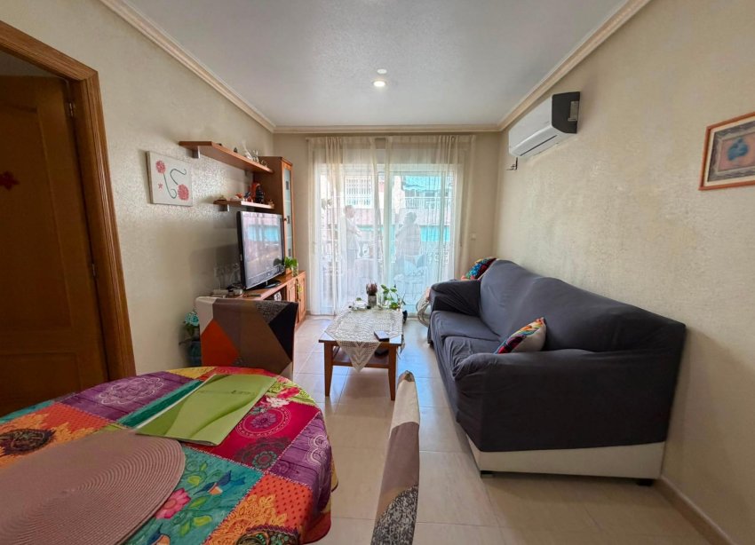 Reventa - Apartamento / Dúplex - Torrevieja - Estacion de autobuses