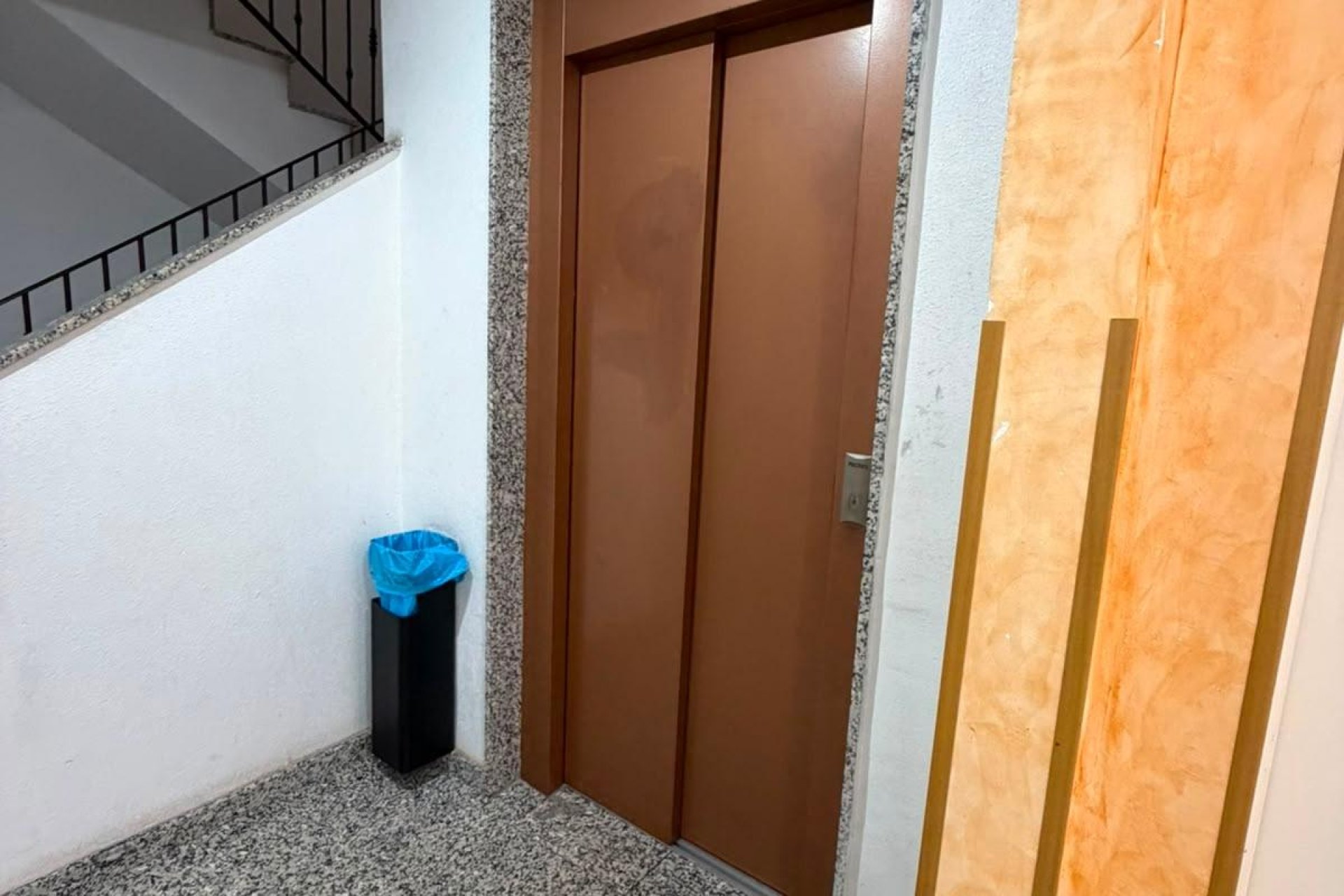 Reventa - Apartamento / Dúplex - Torrevieja - Estacion de autobuses