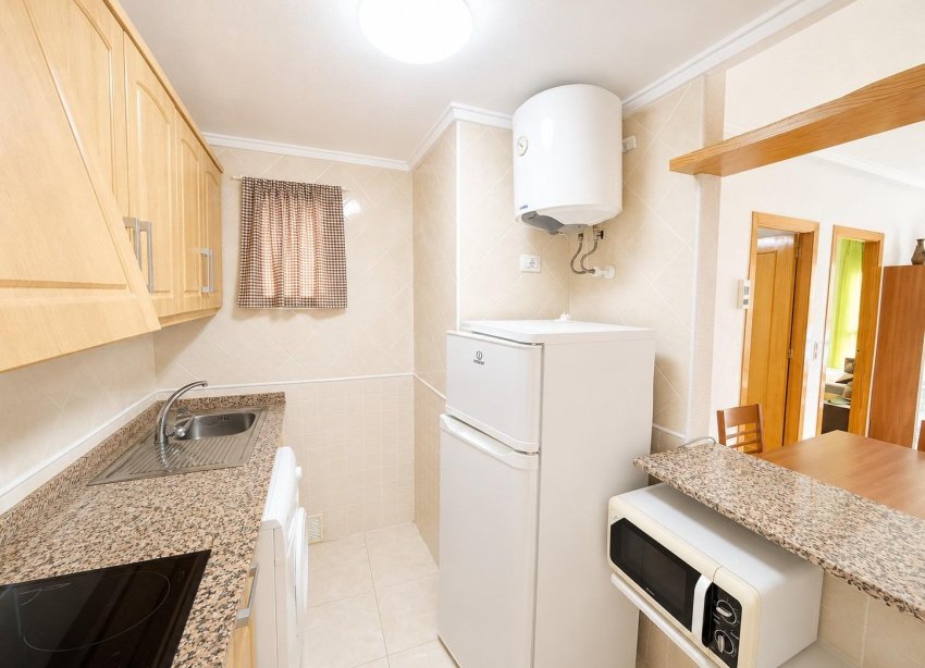 Reventa - Apartamento / Dúplex - Torrevieja - Estacion de autobuses