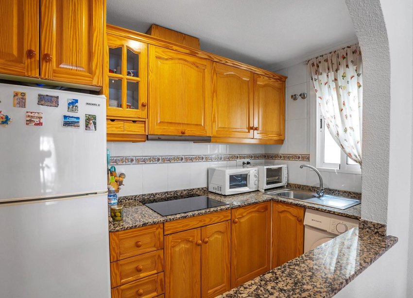 Reventa - Apartamento / Dúplex - Torrevieja - Estacion de autobuses