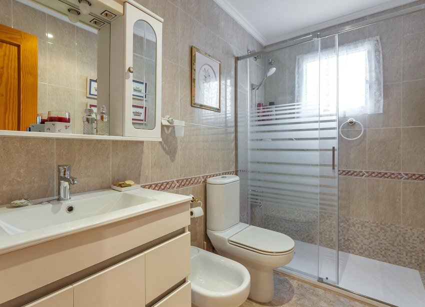Reventa - Apartamento / Dúplex - Torrevieja - Estacion de autobuses