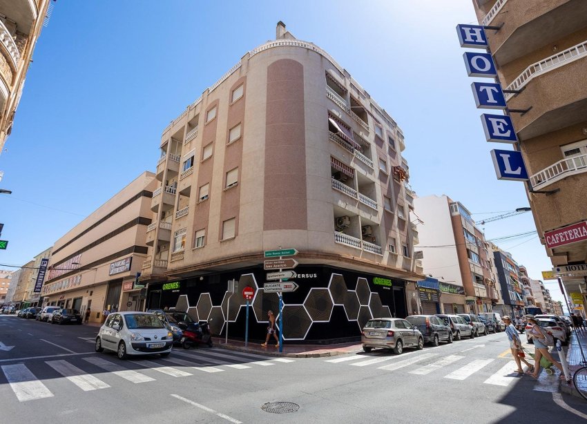 Reventa - Apartamento / Dúplex - Torrevieja - Estacion de autobuses