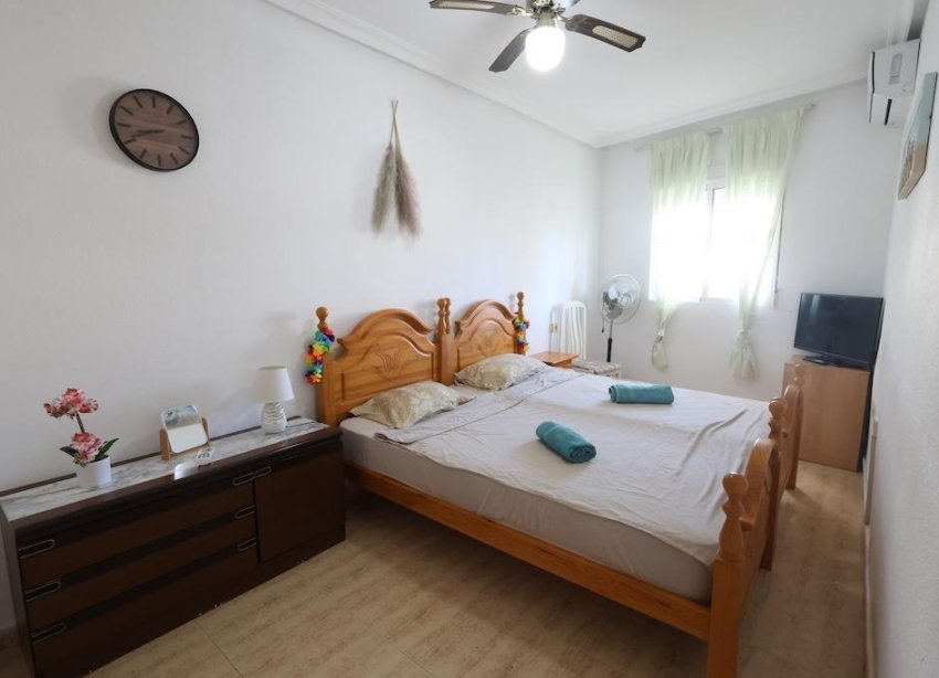 Reventa - Apartamento / Dúplex - Torrevieja - Estacion de autobuses