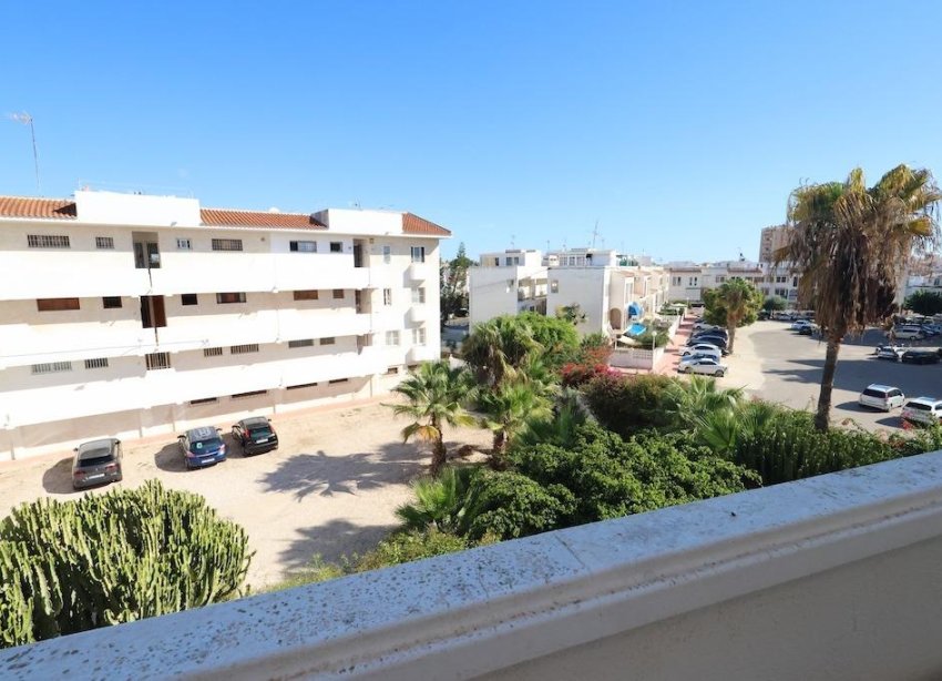 Reventa - Apartamento / Dúplex - Torrevieja - Estacion de autobuses