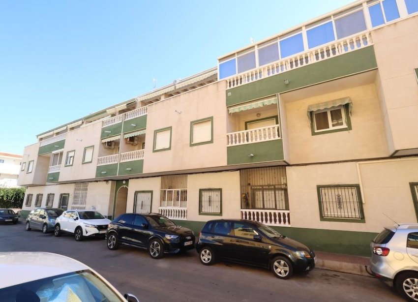 Reventa - Apartamento / Dúplex - Torrevieja - Estacion de autobuses
