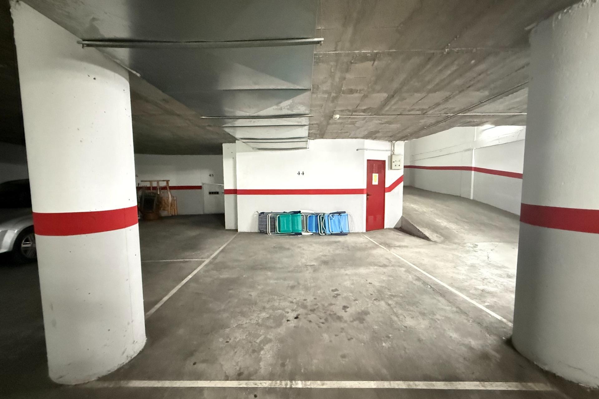 Reventa - Apartamento / Dúplex - Torrevieja - Estacion de autobuses