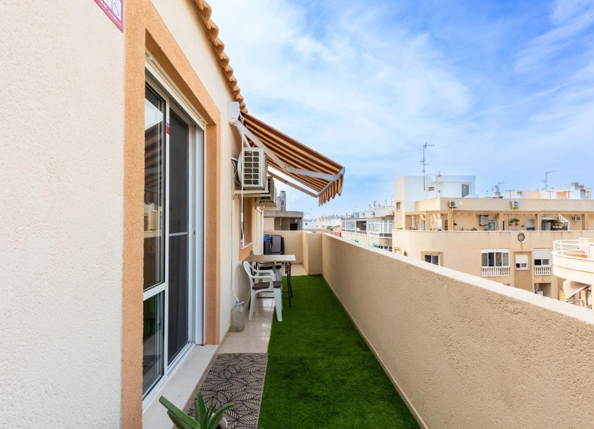 Reventa - Apartamento / Dúplex - Torrevieja - Estacion de autobuses