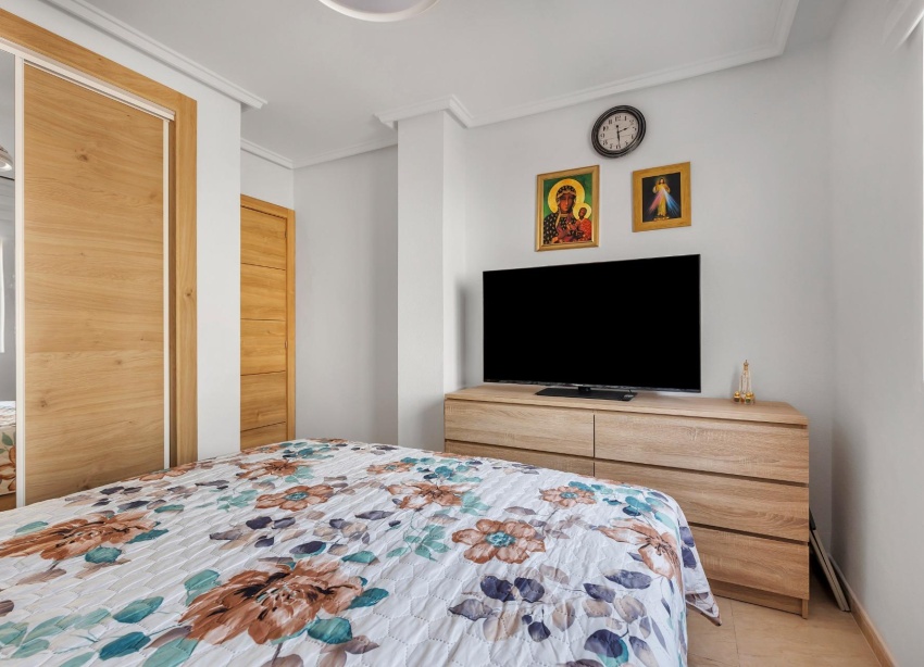 Reventa - Apartamento / Dúplex - Torrevieja - Estacion de autobuses