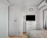 Reventa - Apartamento / Dúplex - Torrevieja - Estacion de autobuses