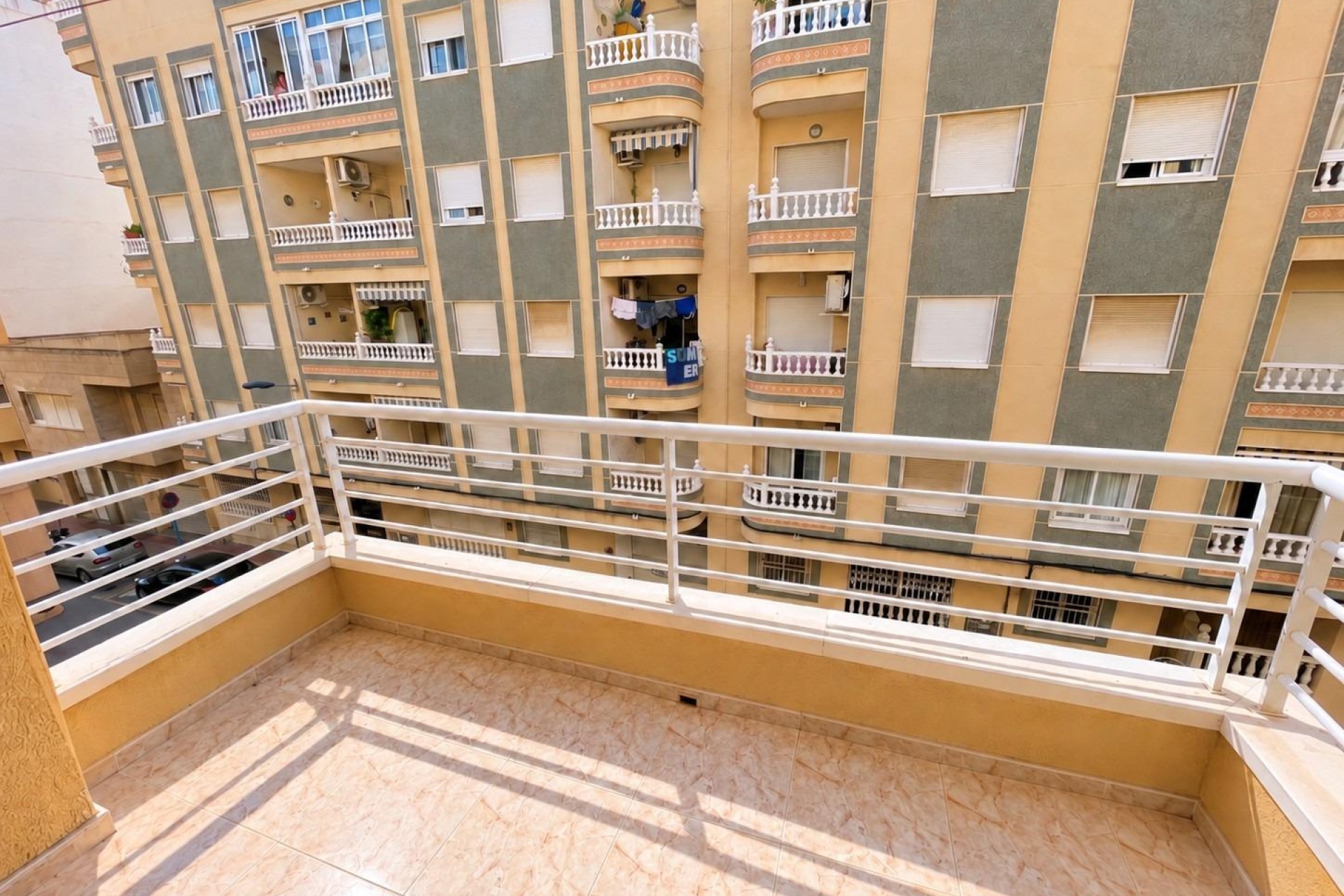 Reventa - Apartamento / Dúplex - Torrevieja - Estacion de autobuses
