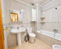 Reventa - Apartamento / Dúplex - Torrevieja - Estacion de autobuses