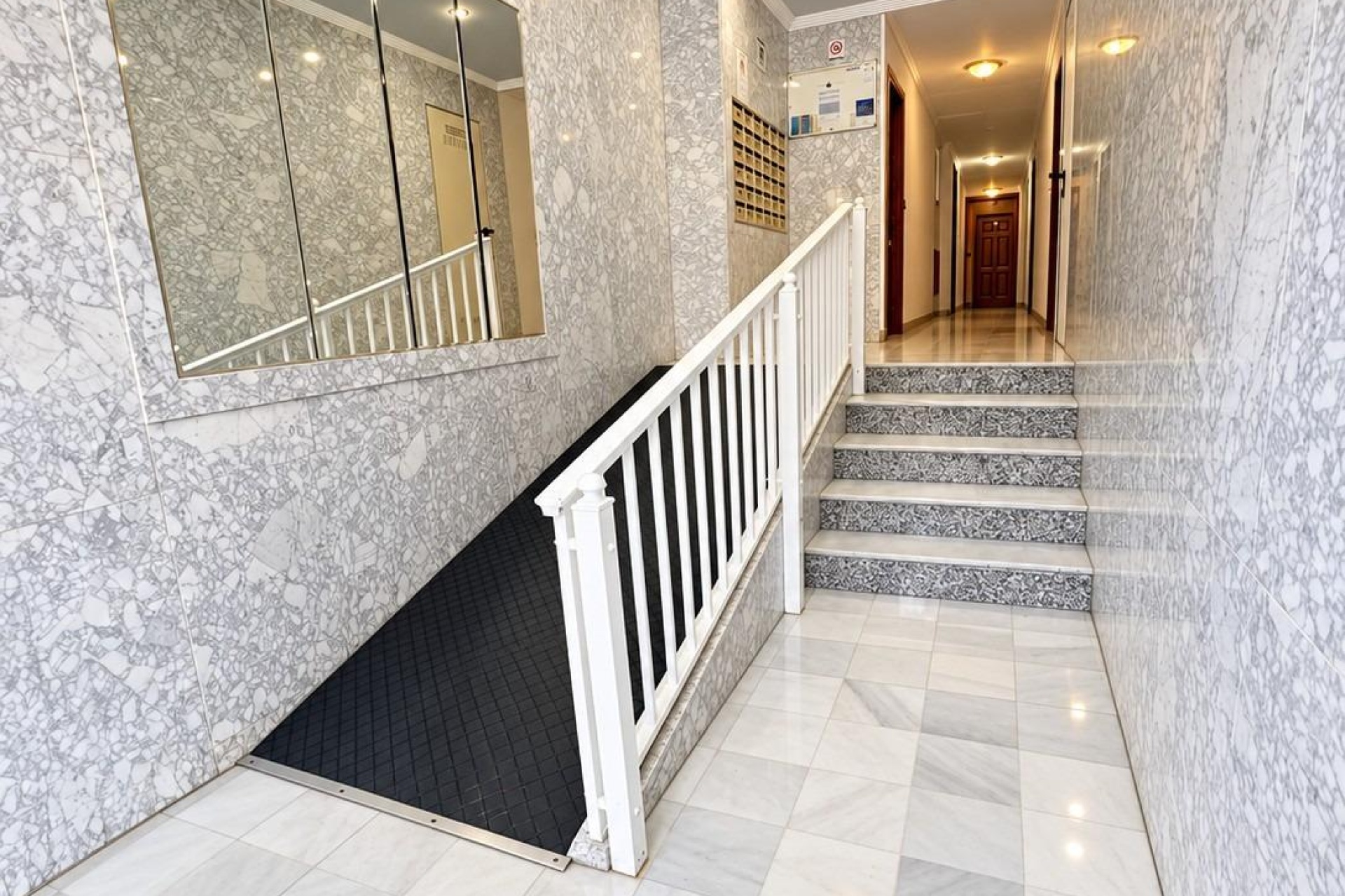 Reventa - Apartamento / Dúplex - Torrevieja - Estacion de autobuses