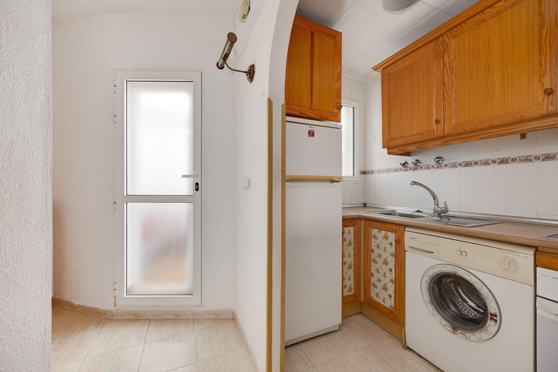 Reventa - Apartamento / Dúplex - Torrevieja - Estacion de autobuses