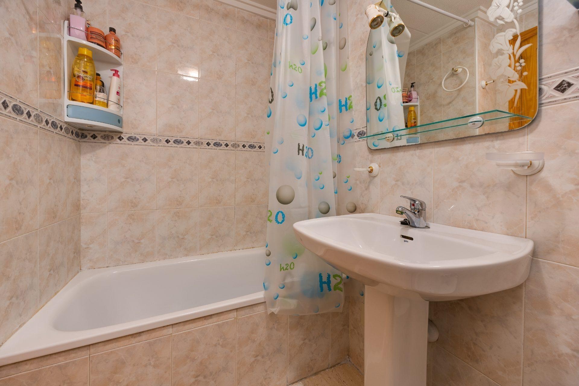 Reventa - Apartamento / Dúplex - Torrevieja - Estacion de autobuses