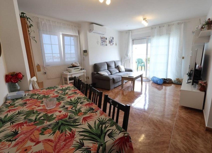 Reventa - Apartamento / Dúplex - Torrevieja - Habaneras