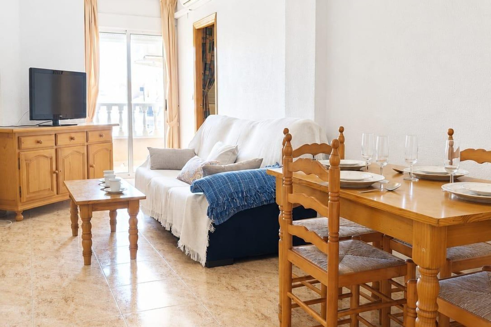Reventa - Apartamento / Dúplex - Torrevieja - Habaneras