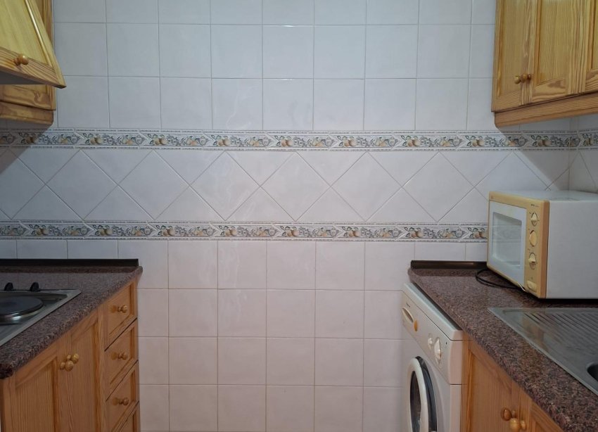 Reventa - Apartamento / Dúplex - Torrevieja - Habaneras