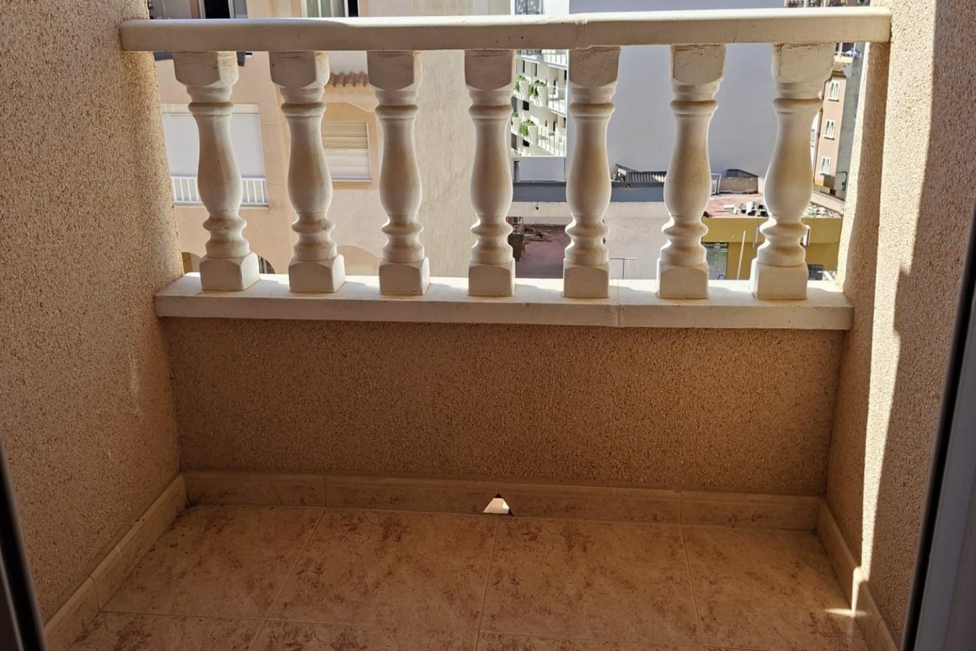 Reventa - Apartamento / Dúplex - Torrevieja - Habaneras