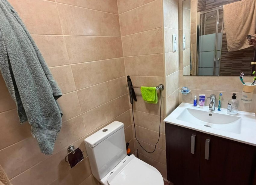 Reventa - Apartamento / Dúplex - Torrevieja - Habaneras