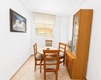 Reventa - Apartamento / Dúplex - Torrevieja - Habaneras