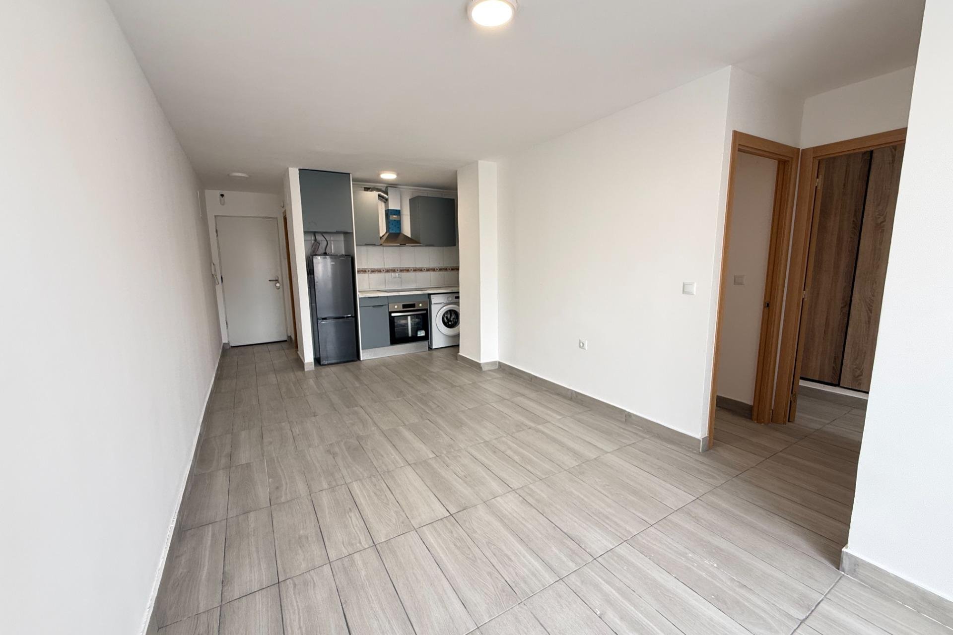Reventa - Apartamento / Dúplex - Torrevieja - Habaneras