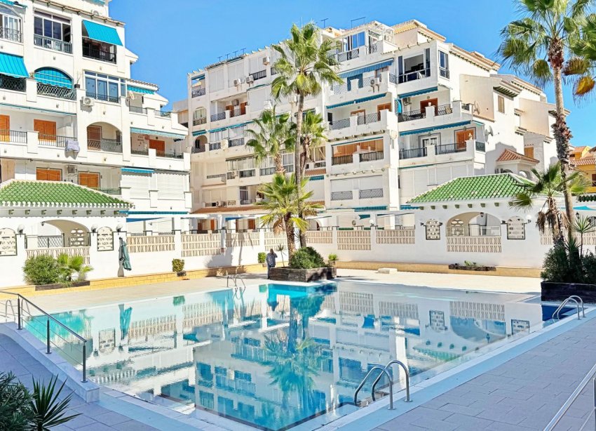 Reventa - Apartamento / Dúplex - Torrevieja - La Mata