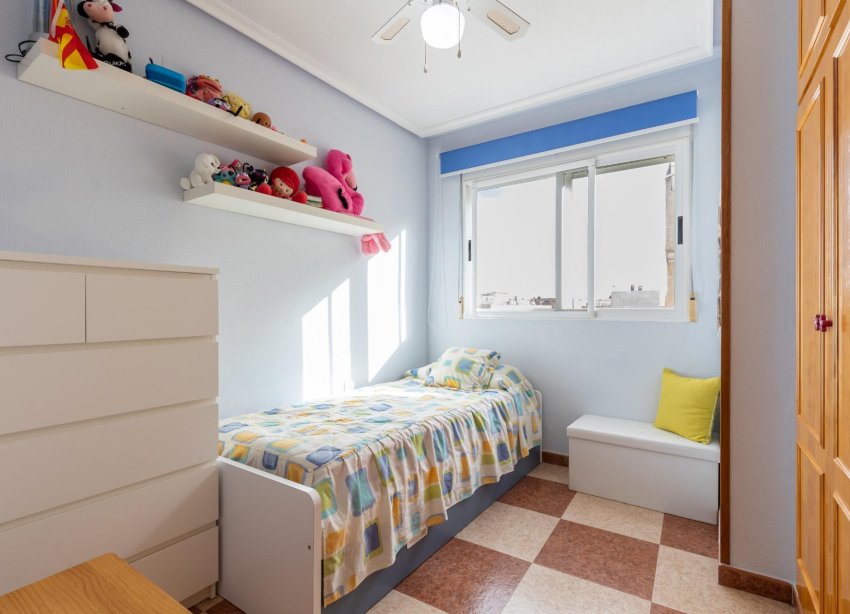 Reventa - Apartamento / Dúplex - Torrevieja - La Mata