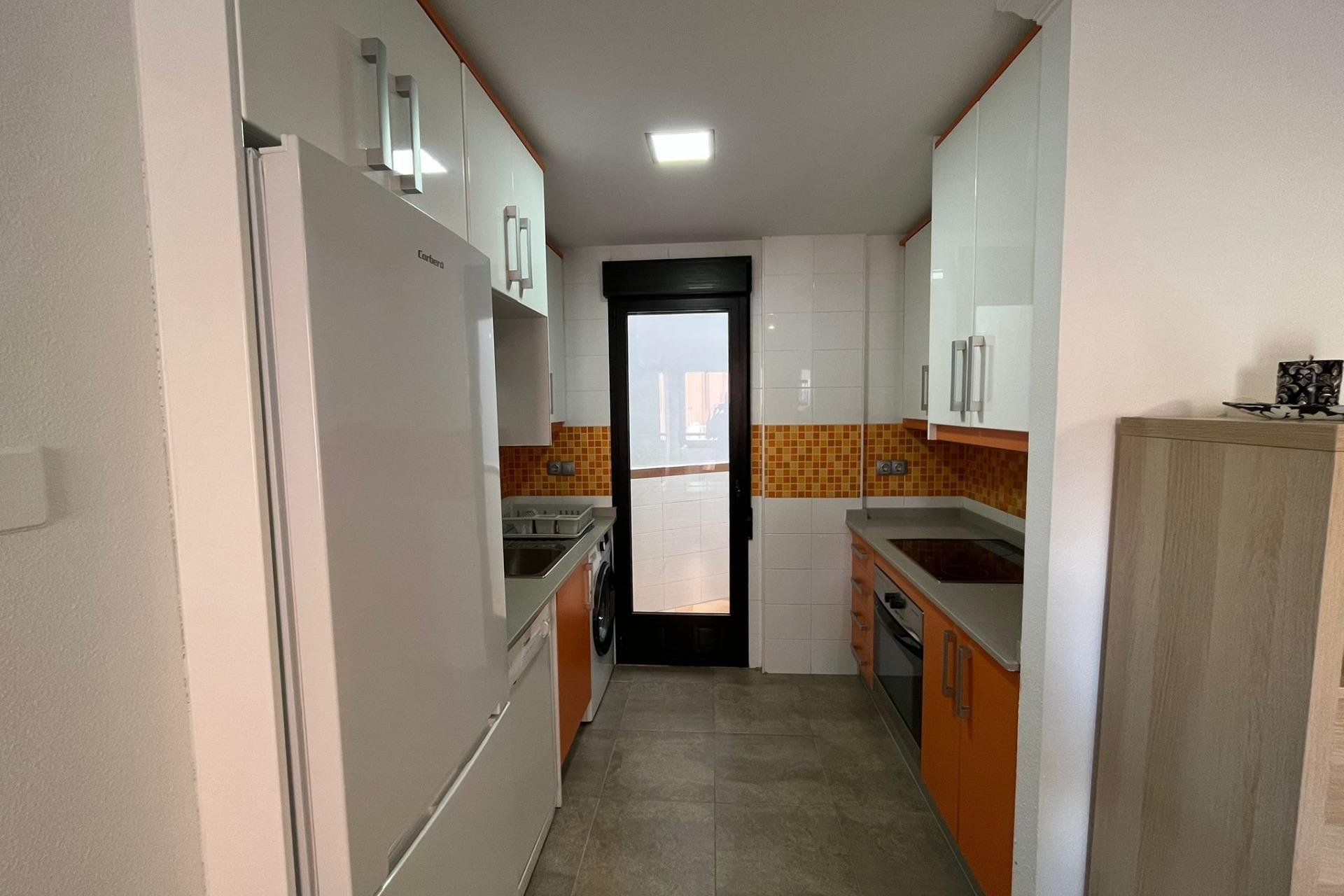 Reventa - Apartamento / Dúplex - Torrevieja - La Mata