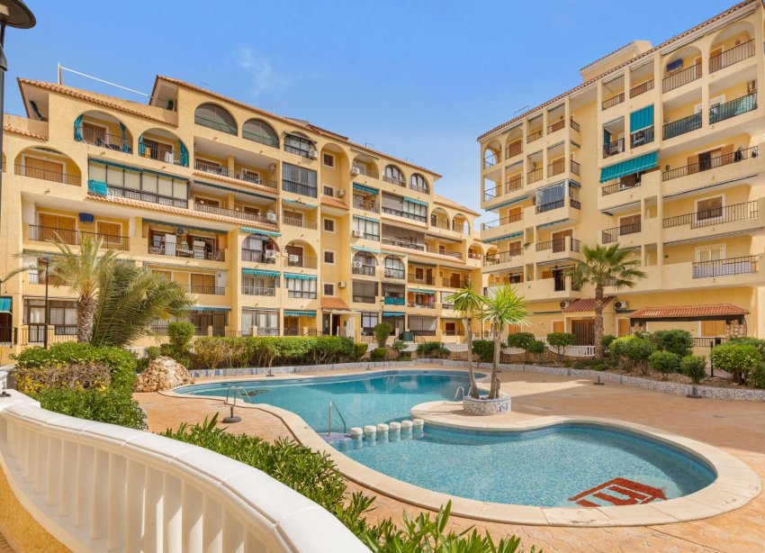 Reventa - Apartamento / Dúplex - Torrevieja - La Mata