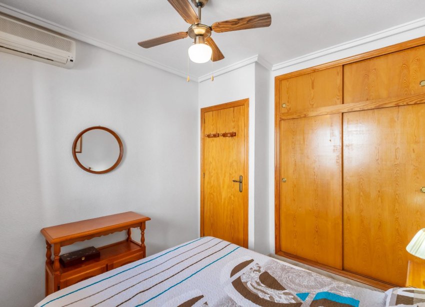 Reventa - Apartamento / Dúplex - Torrevieja - La Mata