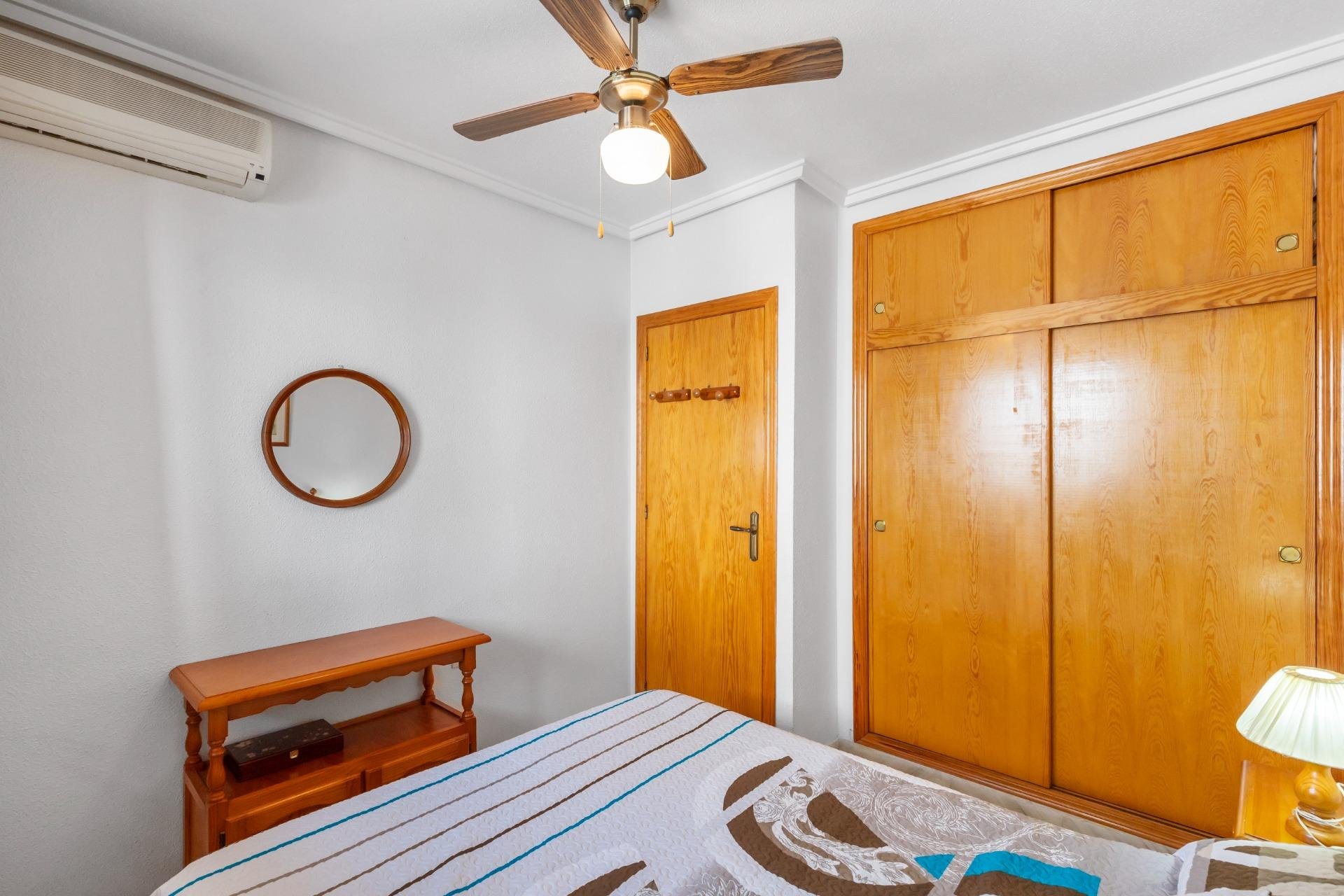 Reventa - Apartamento / Dúplex - Torrevieja - La Mata