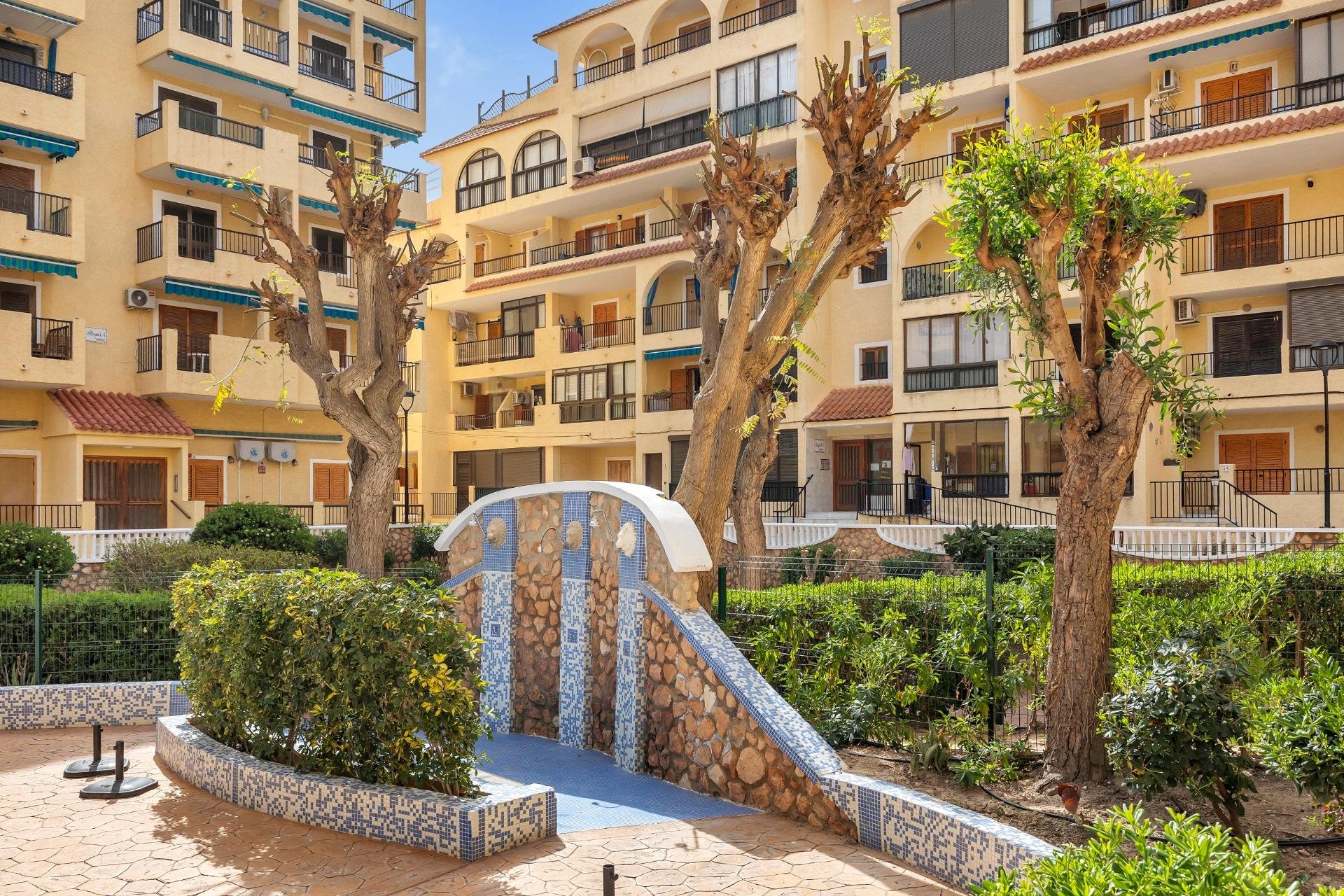 Reventa - Apartamento / Dúplex - Torrevieja - La Mata