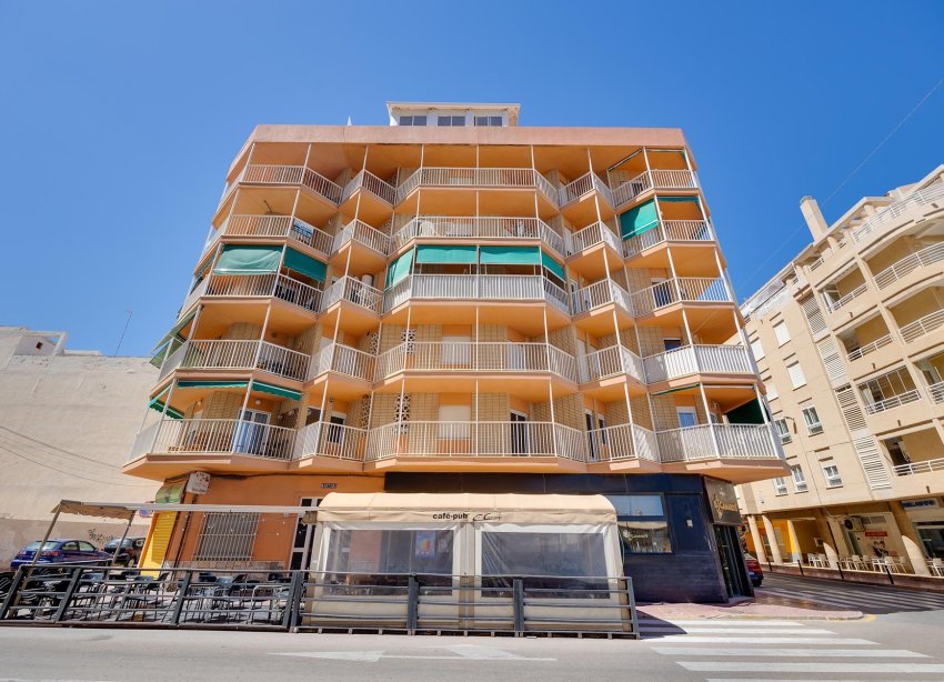 Reventa - Apartamento / Dúplex - Torrevieja - La Mata