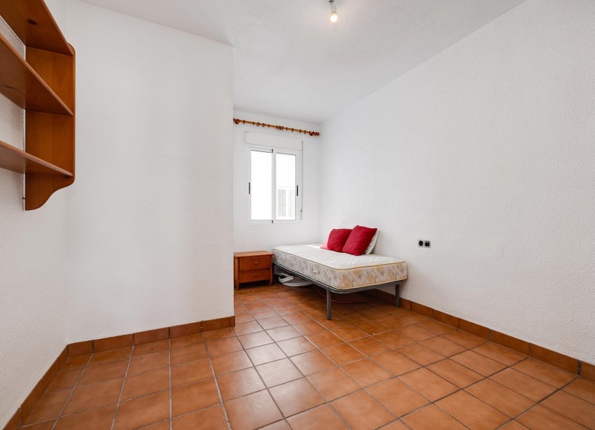 Reventa - Apartamento / Dúplex - Torrevieja - La Mata
