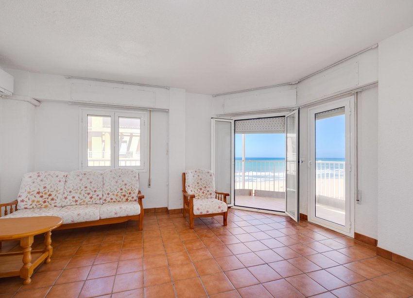 Reventa - Apartamento / Dúplex - Torrevieja - La Mata