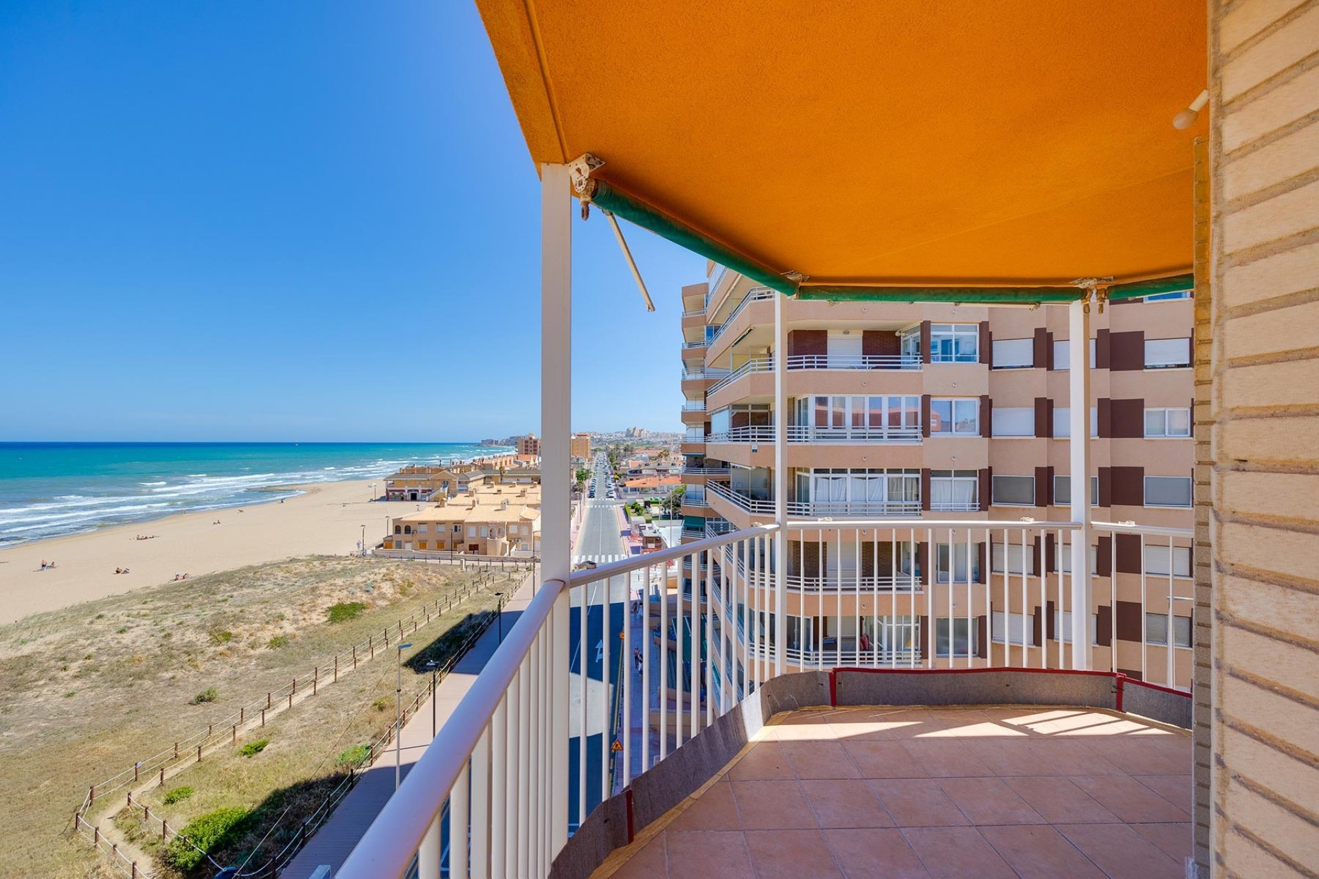 Reventa - Apartamento / Dúplex - Torrevieja - La Mata
