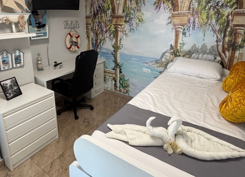 Reventa - Apartamento / Dúplex - Torrevieja - La Mata