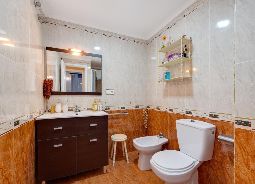 Reventa - Apartamento / Dúplex - Torrevieja - La Mata