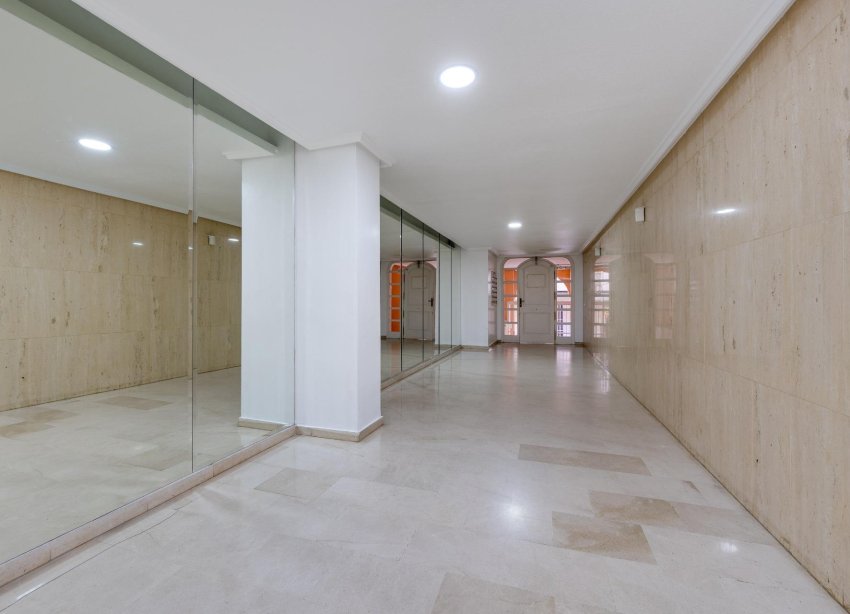 Reventa - Apartamento / Dúplex - Torrevieja - La Mata