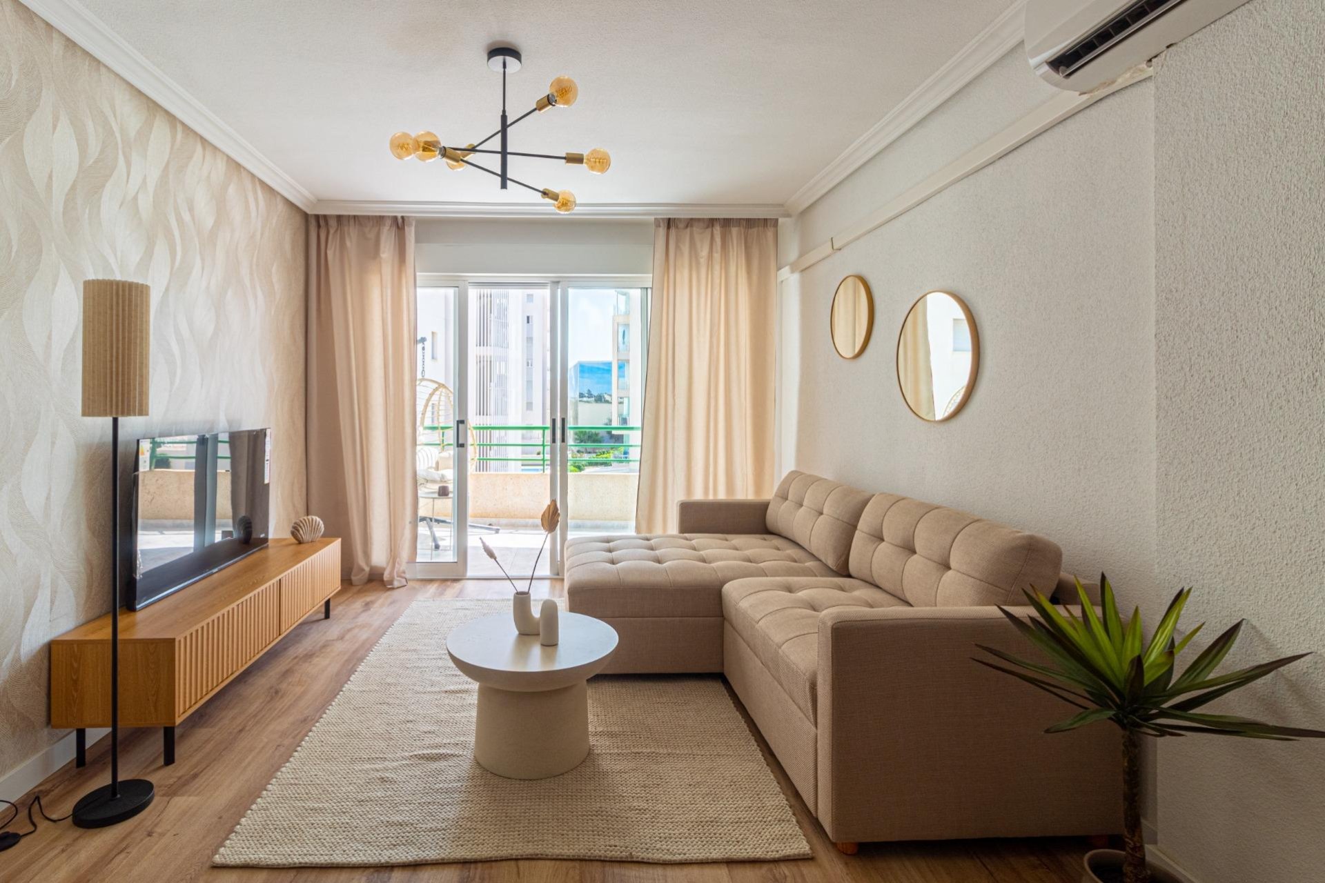 Reventa - Apartamento / Dúplex - Torrevieja - La Mata