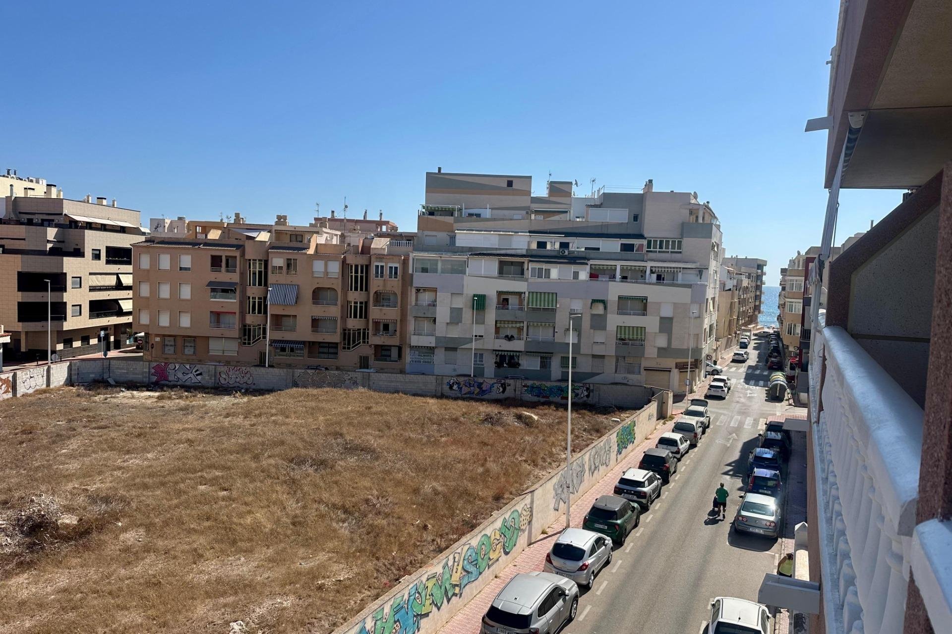 Reventa - Apartamento / Dúplex - Torrevieja - La Mata