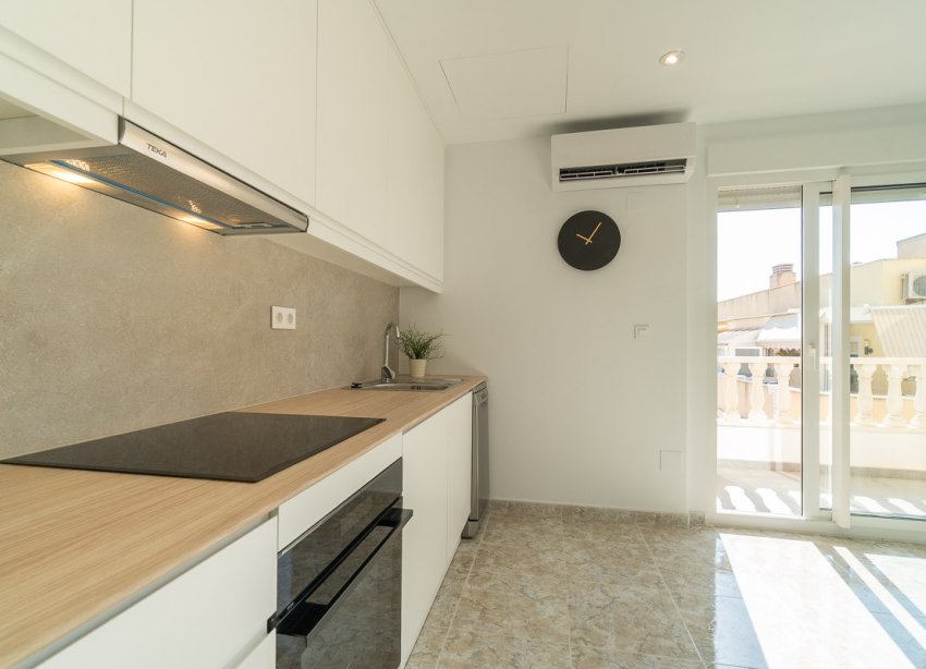 Reventa - Apartamento / Dúplex - Torrevieja - La Mata