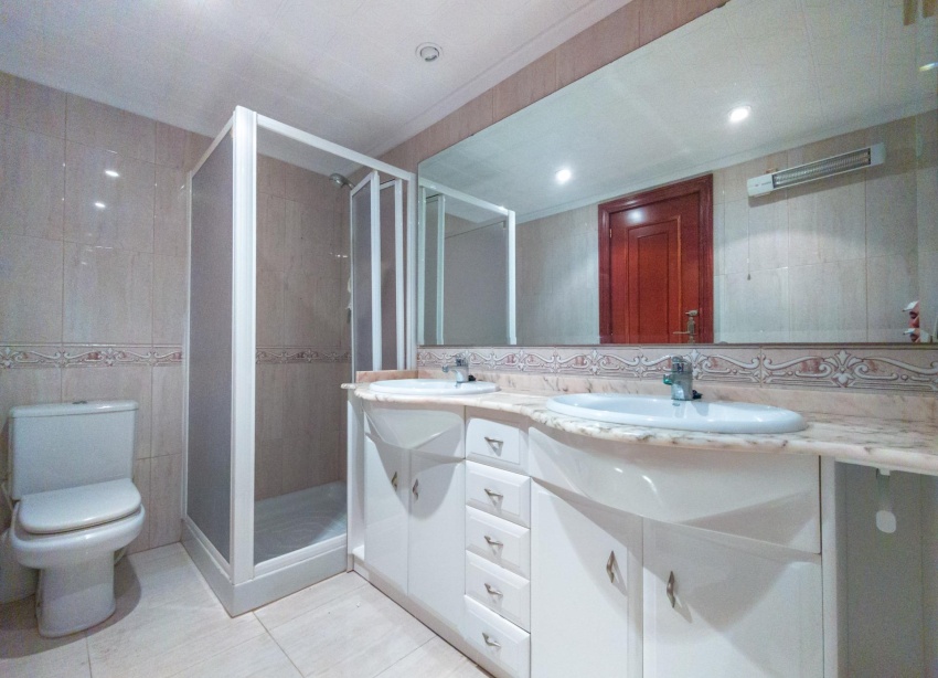 Reventa - Apartamento / Dúplex - Torrevieja - La Mata